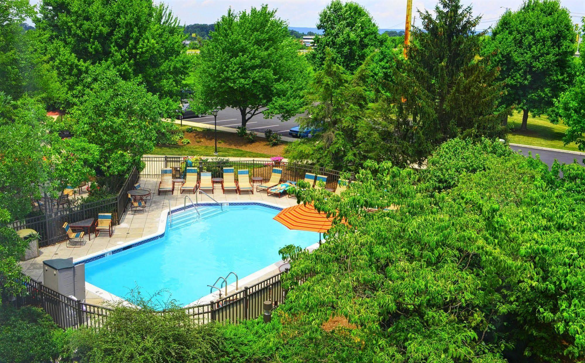 Hampton Inn By Hilton Harrisburg West Mechanicsburg Exterior foto